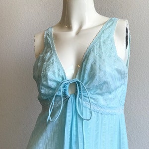 Blue Bliss Vintage Keyhole Nightgown Medium / Blue Empire Waist Nightgown / Silky Fly A Way Gown / Summer Lingerie / Lingerie Dress image 2