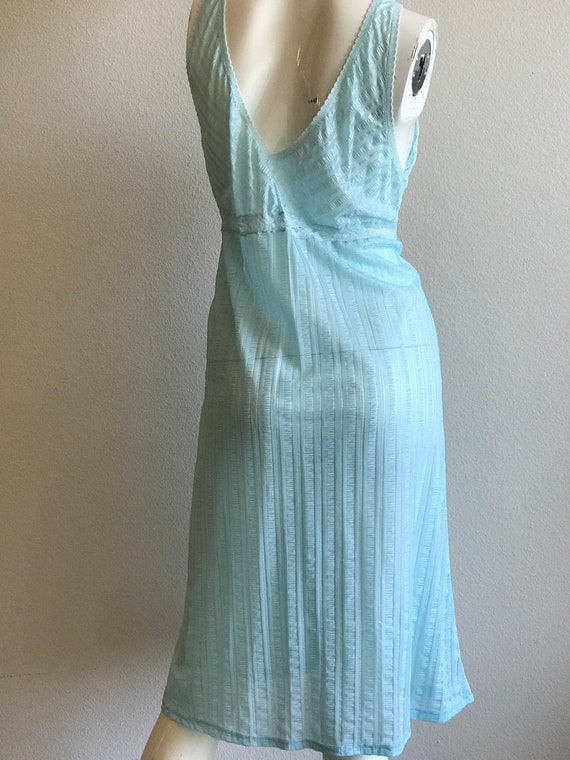 Blue Bliss Vintage Keyhole Nightgown - Medium / B… - image 7