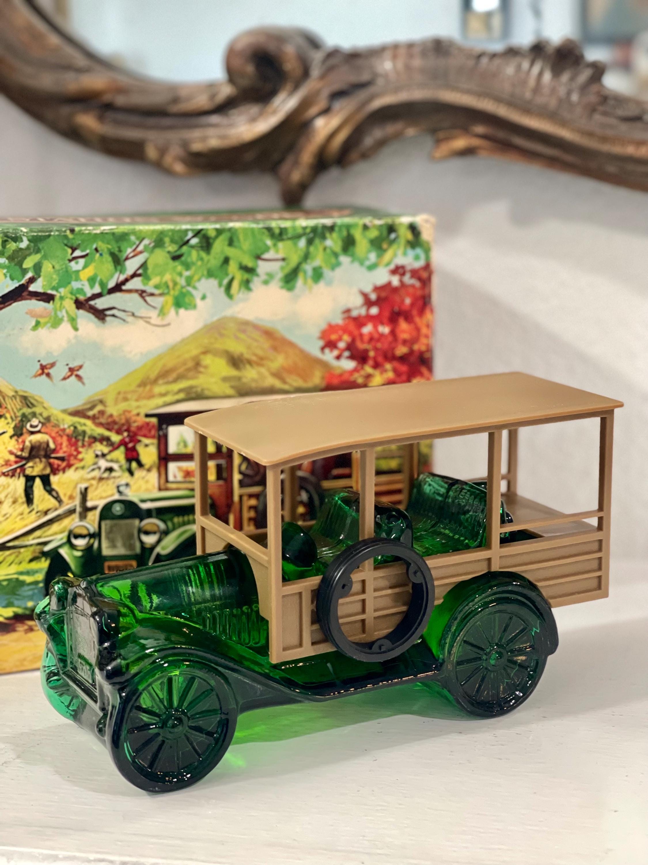 Vintage Avon Station Wagon Tai Winds After Shave Bottle - Full