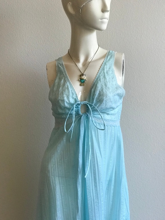 Blue Bliss Vintage Keyhole Nightgown - Medium / B… - image 1