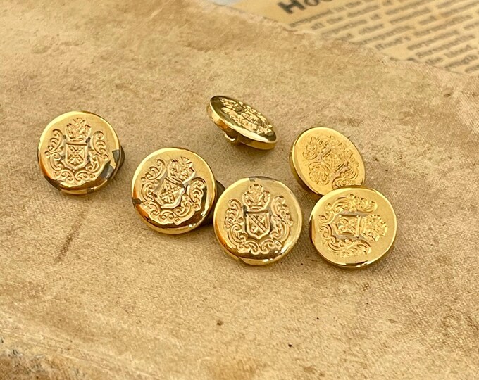 Vintage Bella Nova Gold Tone Crest Buttons 1.5 Cm Set of 6 / Gold ...