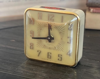 Vintage Gilbert Nite Glo Wind Up Alarm Clock (non-working) / William Gilbert Clock Company Timepiece / MCM Square Face Clock Decor Props