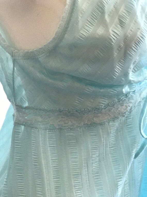 Blue Bliss Vintage Keyhole Nightgown - Medium / B… - image 10