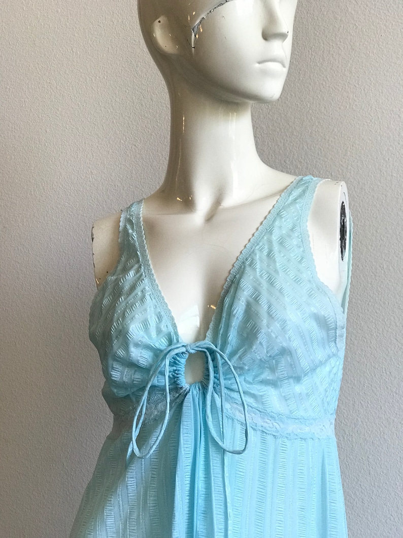 Blue Bliss Vintage Keyhole Nightgown Medium / Blue Empire Waist Nightgown / Silky Fly A Way Gown / Summer Lingerie / Lingerie Dress image 2