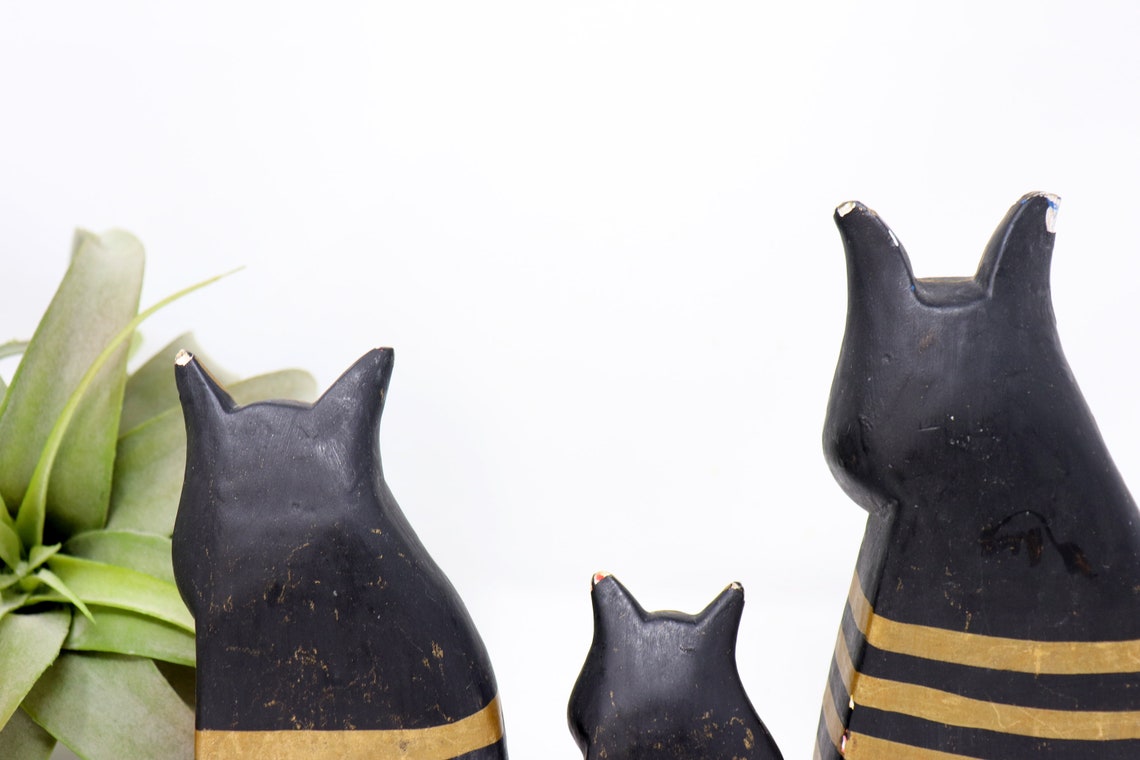 Laurel Burch Katze in Südwest-Farben · Creative Fabrica