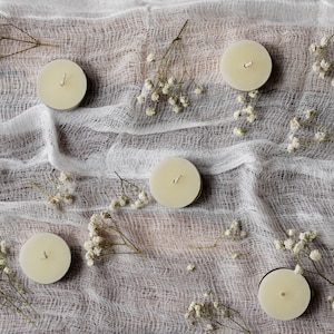 6 Pack White Unscented Beeswax Tealight, Tea Light Candles Pack. All-Natural Hand Poured Eco-Friendly Tealights zdjęcie 5