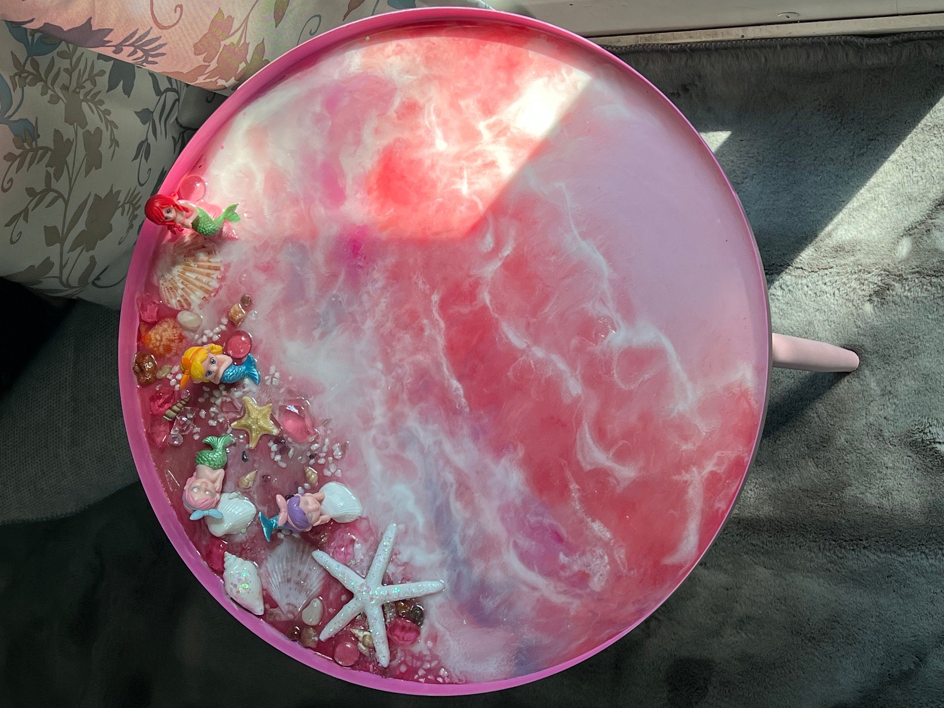 Mesmerizing Table Top Epoxy Pour: Watch Jen Create a Stunning Pink