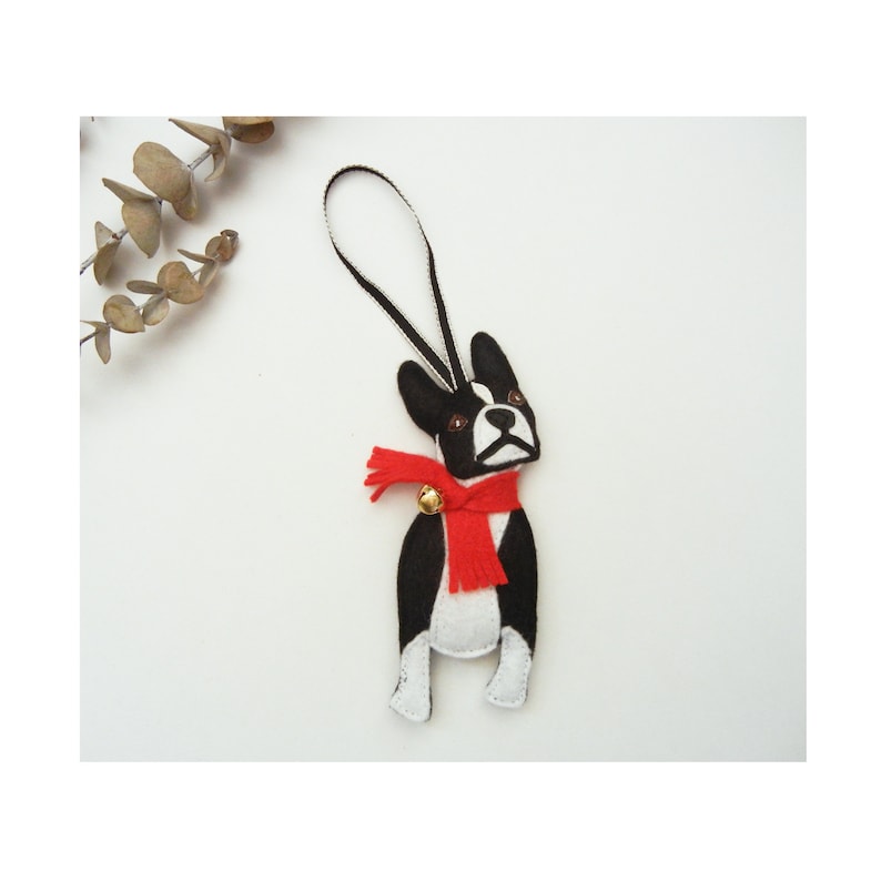 English Bulldog Dog Handmade Wool Felt Ornament / Decorativ / Jingle