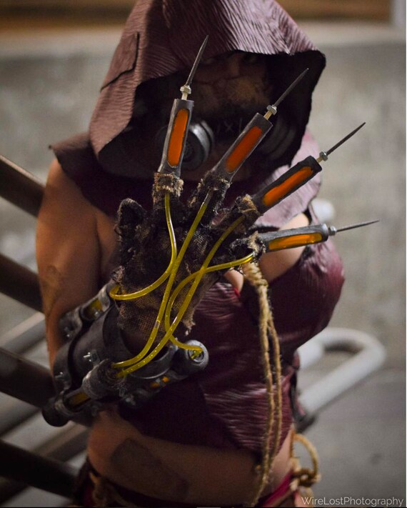 scarecrow fear toxin glove