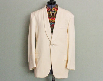 1960's-70's Winter White Virgin Wool Vintage Men's Dinner Jacket by Custom Tailor AH WONG, Single Button, No Rear Vent, Made in Japan, 40 S