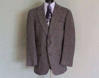 1970's Gray Soft Wool Vintage Men's Sport Coat Blazer by SOUTHWICK for Gary's & Company, Made in USA, Size 41 R