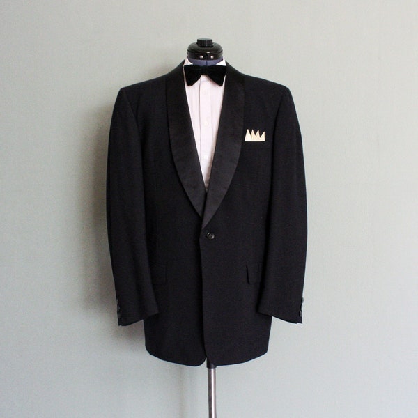 1950's-60's Black Virgin Wool Vintage Men's Dinner Jacket from MELBOURNE with Black Satin Shawl Lapels, Made in U.S.A., Size 40