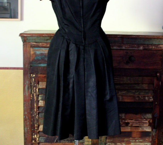 1960's R&K ORIGINALS Black Rayon Vintage Cocktail… - image 6