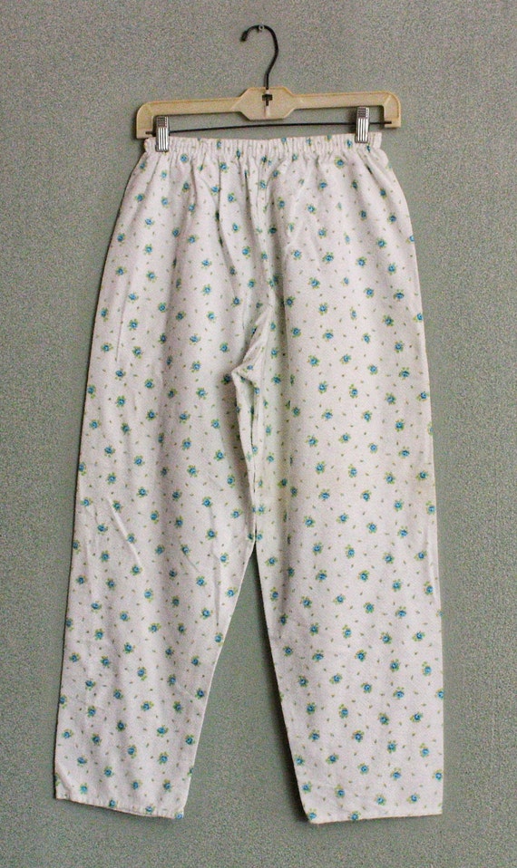 1950's-60's 100% Cotton White with Atomic Flowers… - image 3