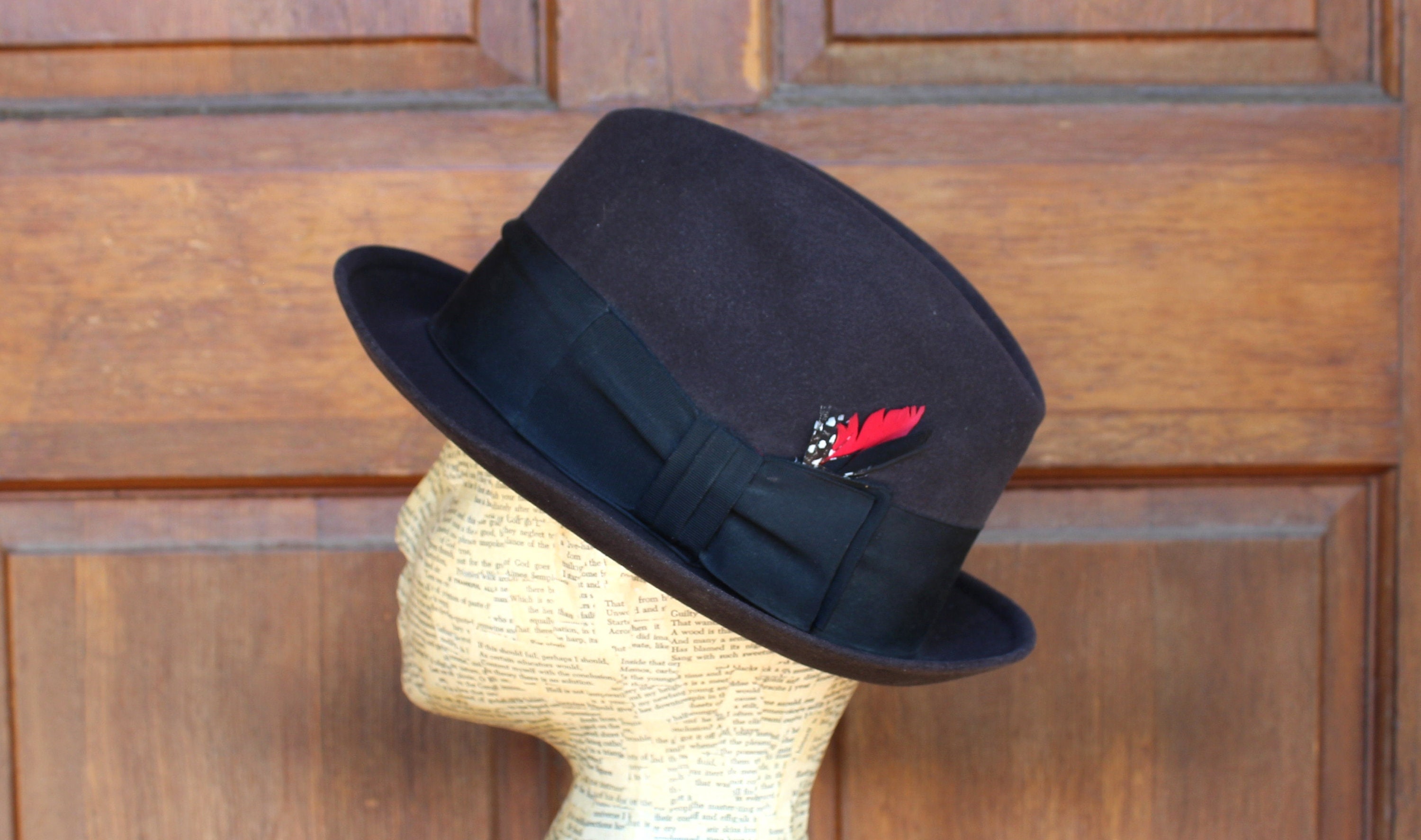 1960 s DOBBS TWENTY Dark Brown Stingy Brim Vintage Men s Fedora