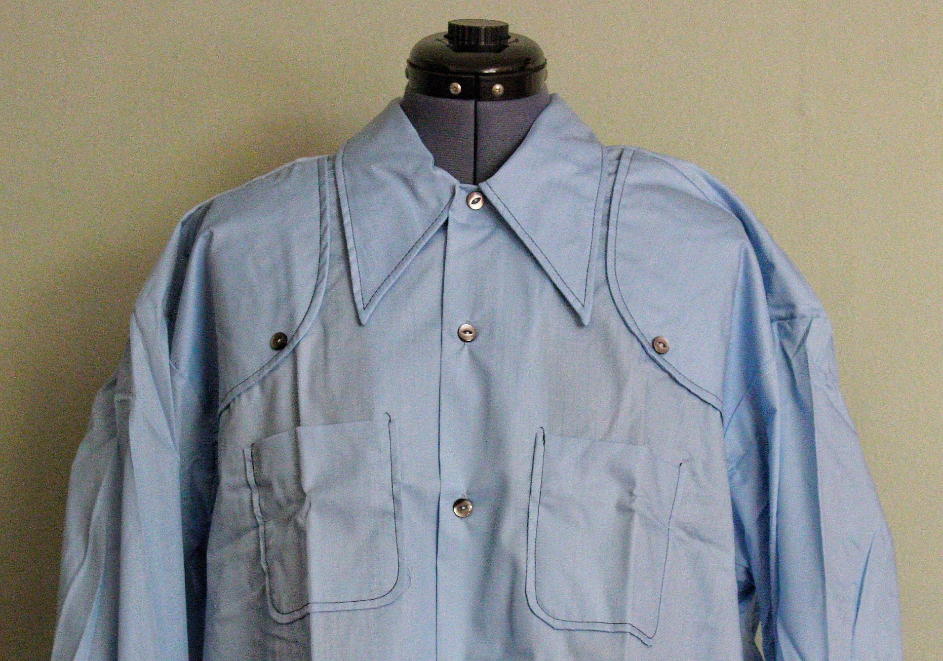 1970's Dead Stock Light Blue Cotton & Polyester Vintage Me's 1970's Dead Stock Light Blue Cotton & Polyester Vintage Me's
