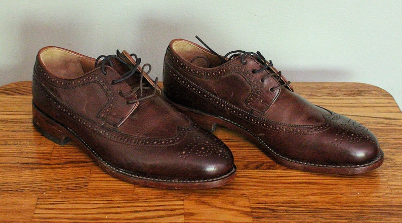 Dead Stock Retro Cordovan Oxford Wingtips para hombre de JOHNSTON & MURPHY con ribetes Goodyear genuinos, soportes para el arco, talla 8 D imagen 5