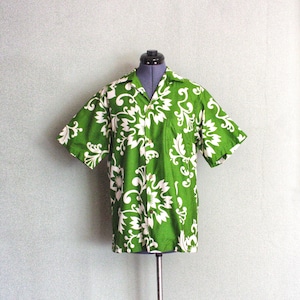 1950er-60er Jahre Grün-Weiß Blumendruck Vintage Herren Hawaiian Tiki Aloha Hemd von SURFSIDE SPORTSWEAR mit Loop Kragen, Metallknöpfen, Gr