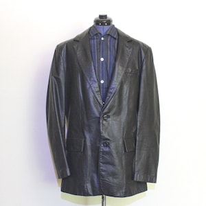 Veste en cuir noire vintage des années 1970 comme neuve pour homme par ADLER LEATHER MFG. Co. Style californien avec fermeture à 2 boutons sur le devant, 42 L