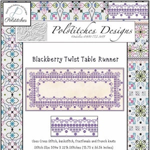 Op de afbeelding: Blackberry Twist Table Runner kruissteekpatroon van Polstitches Designs. Het patroon gebruikt kruissteek, achterwaartse steek, fractionals en Franse knopen. De afgewerkte maat is 15,75 inch bij 36,5 inch.