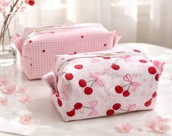 Stylish Quilted Makeup Bags for Every Beauty Lover