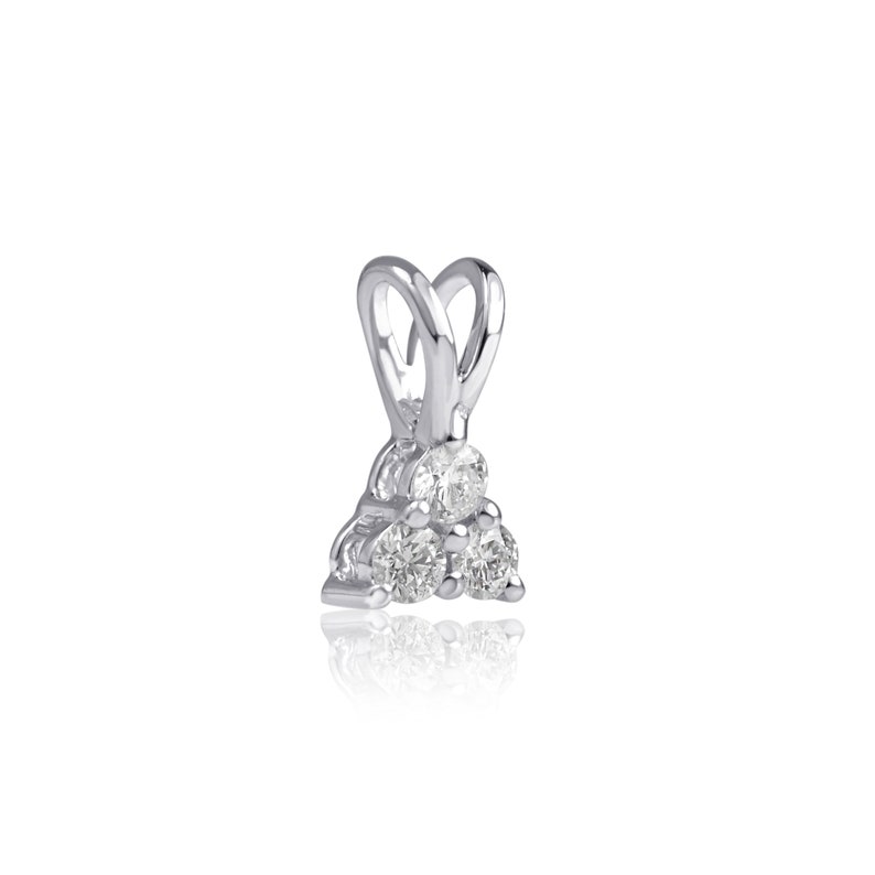 14K White Gold Studded With 0.13 Carats 100/% Natural Diamond Pendant For Women With Free Sterling Silver Chain