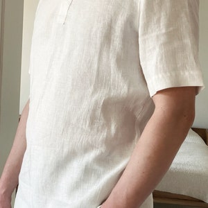 Short sleeve mens linen Polo style shirt