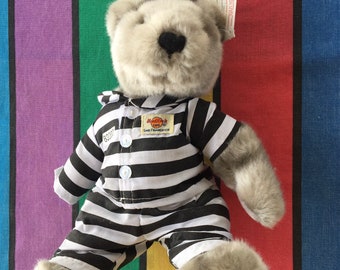 stuffed animal jail storage