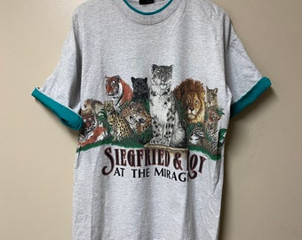 Vintage Siegfried and Roy at the mirage shirt size XL habitat tag animal shirt front and back