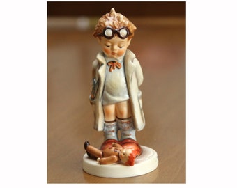 Vintage Goebel Hummel Doctor Porcelain Figurine #127 Western