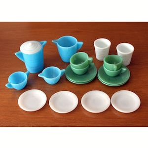 Vintage Akro Agate Child&#39;s Tea Set Jadite/Blue/White PlayTime Dishes 18Pc