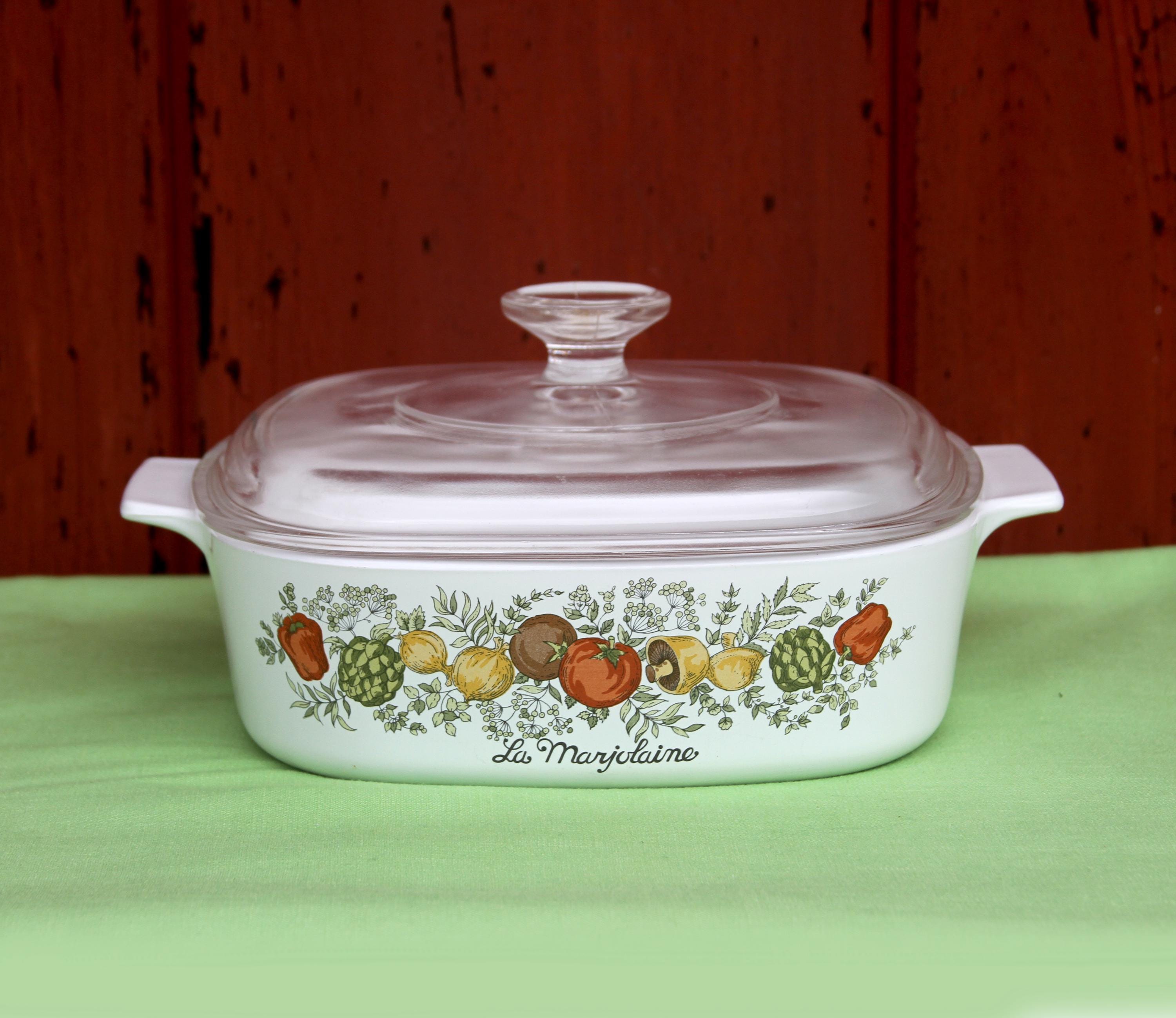 vintage 1964 Joyeuses Fêtes de Noël Corning Ware Casserole