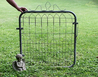 Vintage Metal Garden Gate Braided Wire Trellis Farm House Garden Decoration