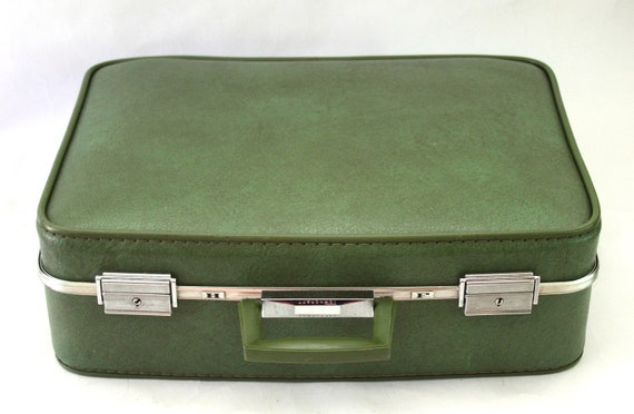 Vintage 1970's Olive Green Suitcase Towncraft - image 5