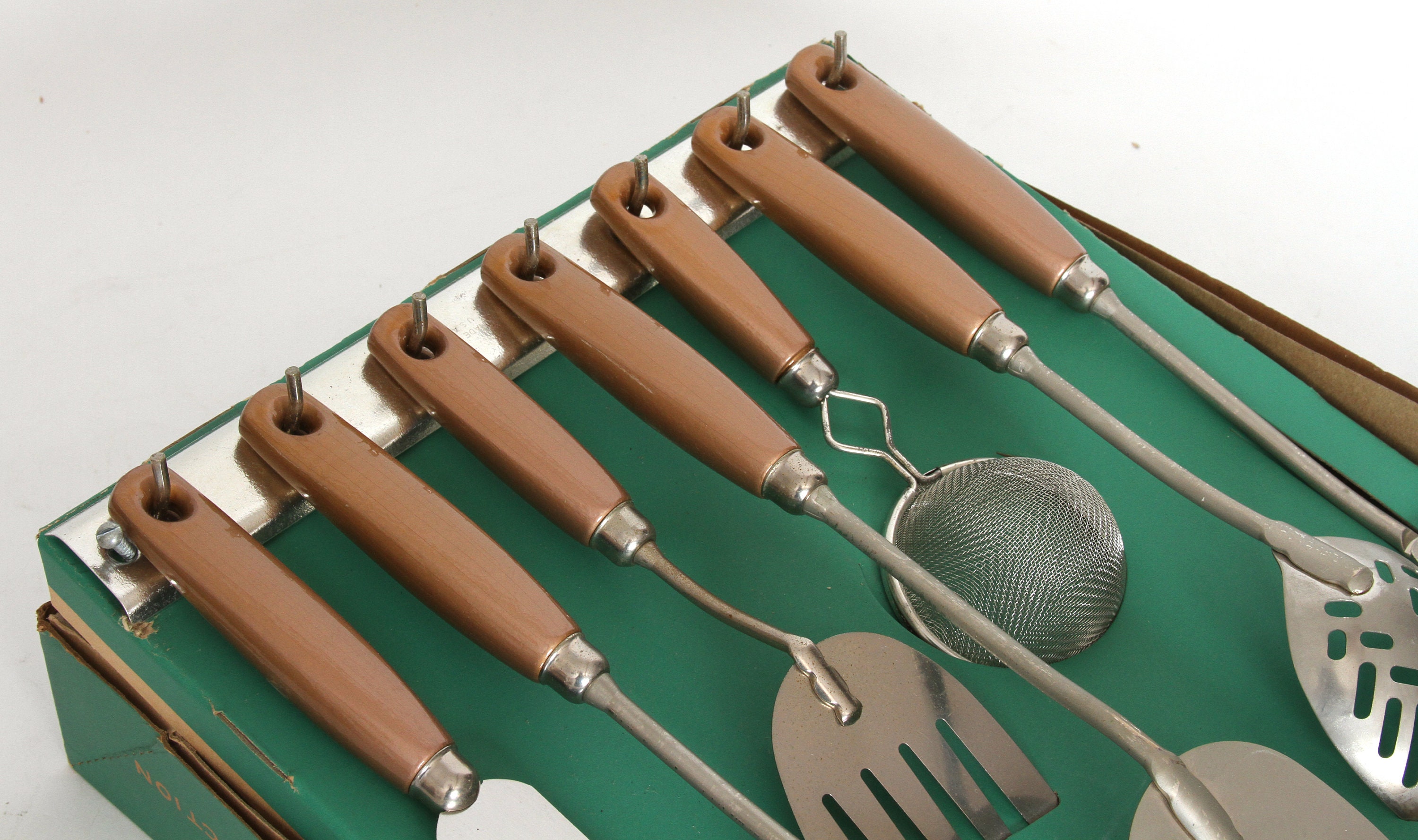 Eco Living Wooden Mini Kitchen Utensils - Set of 9 - Peace With The Wild