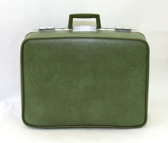 Vintage 1970's Olive Green Suitcase Towncraft - image 2