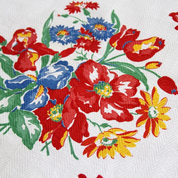 Vintage Cotton Floral Tablecloth with the Original Paper Label Unused Thomaston Pedigree 1950's