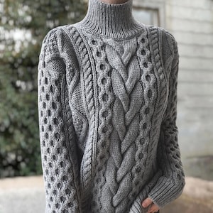 Kabelgebreide oversized coltrui - dikke, gezellige handgemaakte trui - warme herfst-winter damestrui