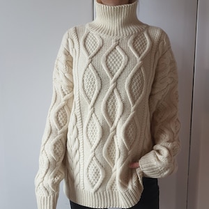 100% Cashmere Cable Knit Oversize Sweater by Loro Piana