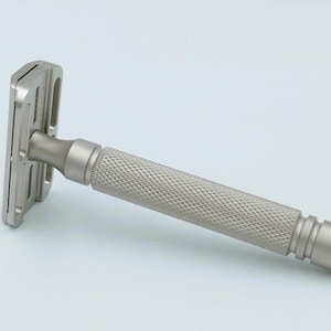 Stando Morana - DE safety razor