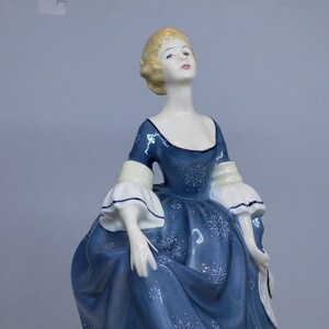 Royal Doulton &quot;Hilary&quot; 1966 Figurine HN 2335