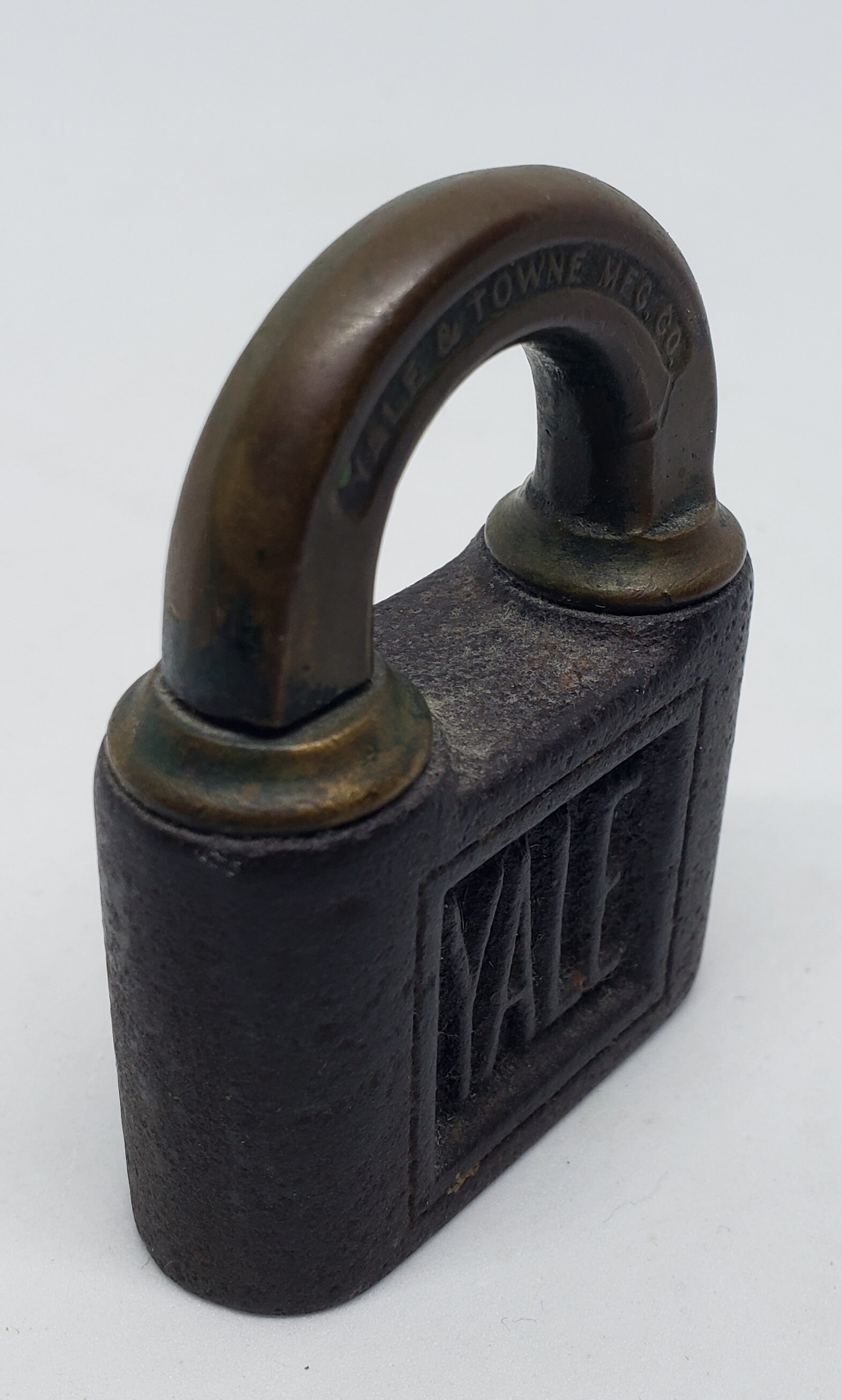 Antique Yale & Towne Padlock ST. Catharines Ontario No Key Circa