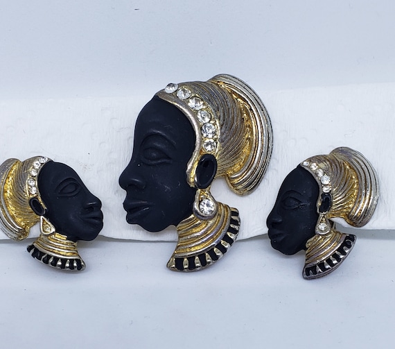 Vintage Nubian Queen Blackamoor Brooch and Earrin… - image 1
