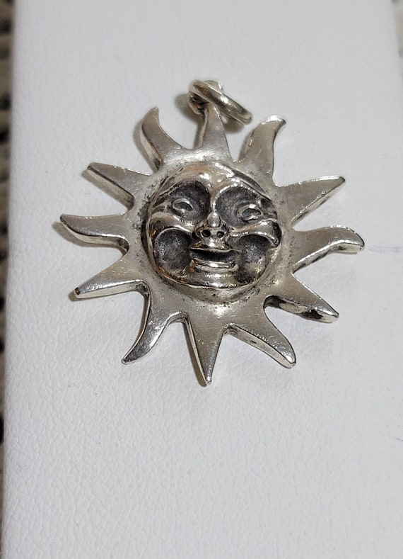 Vintage Sterling Silver SUN FACE Pendant