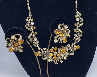 RARE! Jewelcraft Necklace / Earrings Set 40s/50s Fabulous Classic Vintage Style!