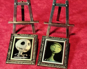 2004 « JACK & SALLY » Ltd. Lot de 1 500 exemplaires exclusifs du catalogue Disney avec chevalet
