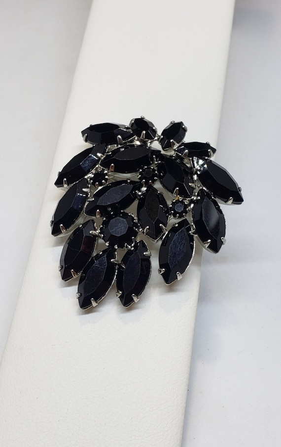 NEW REDUCED Price! 50's Black Onyx Glass Elegant B