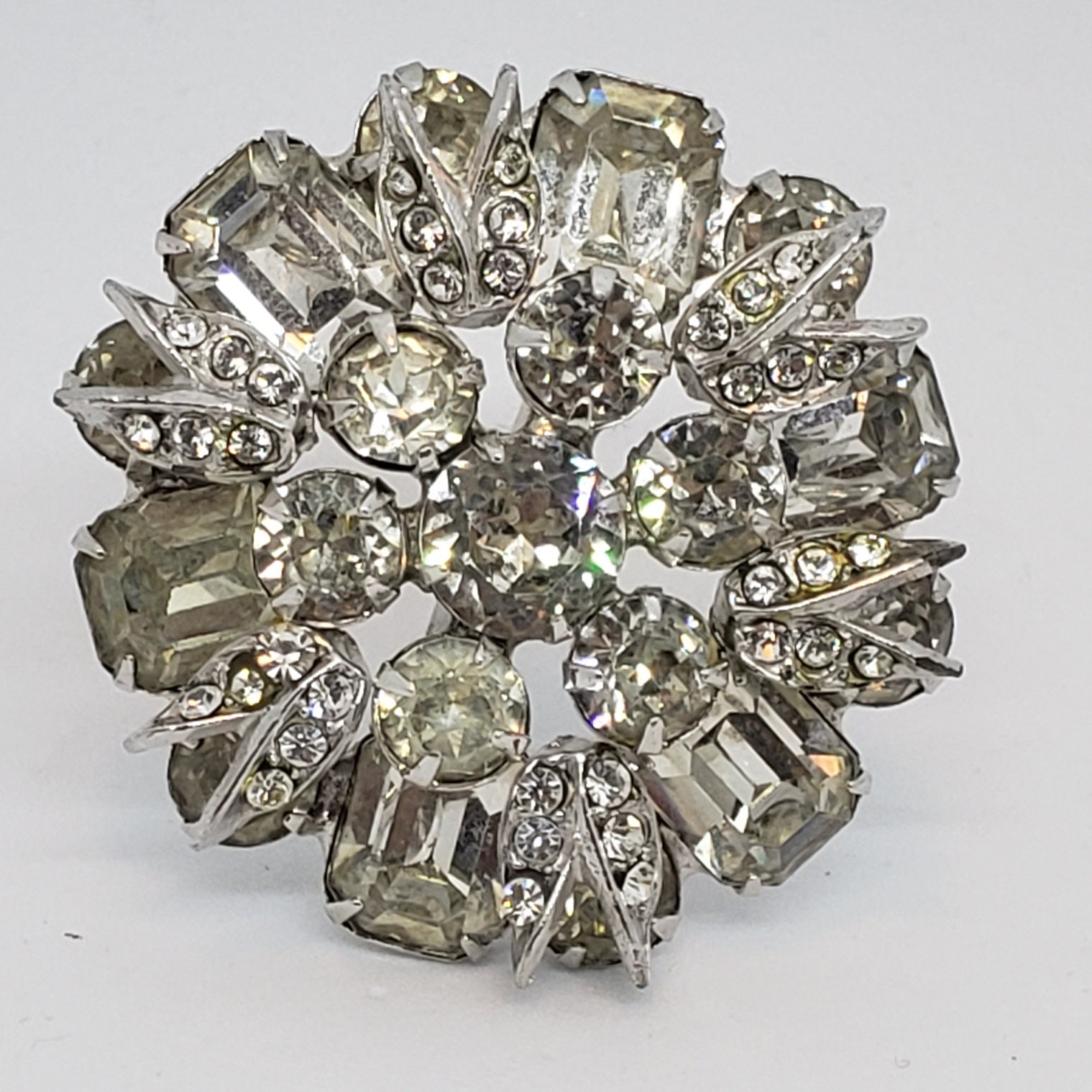 Weiss crystal brooch deals