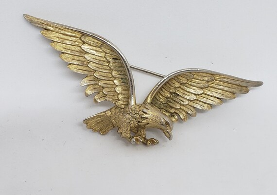 Fabulous Crown Trifari 50's Golden American Eagle