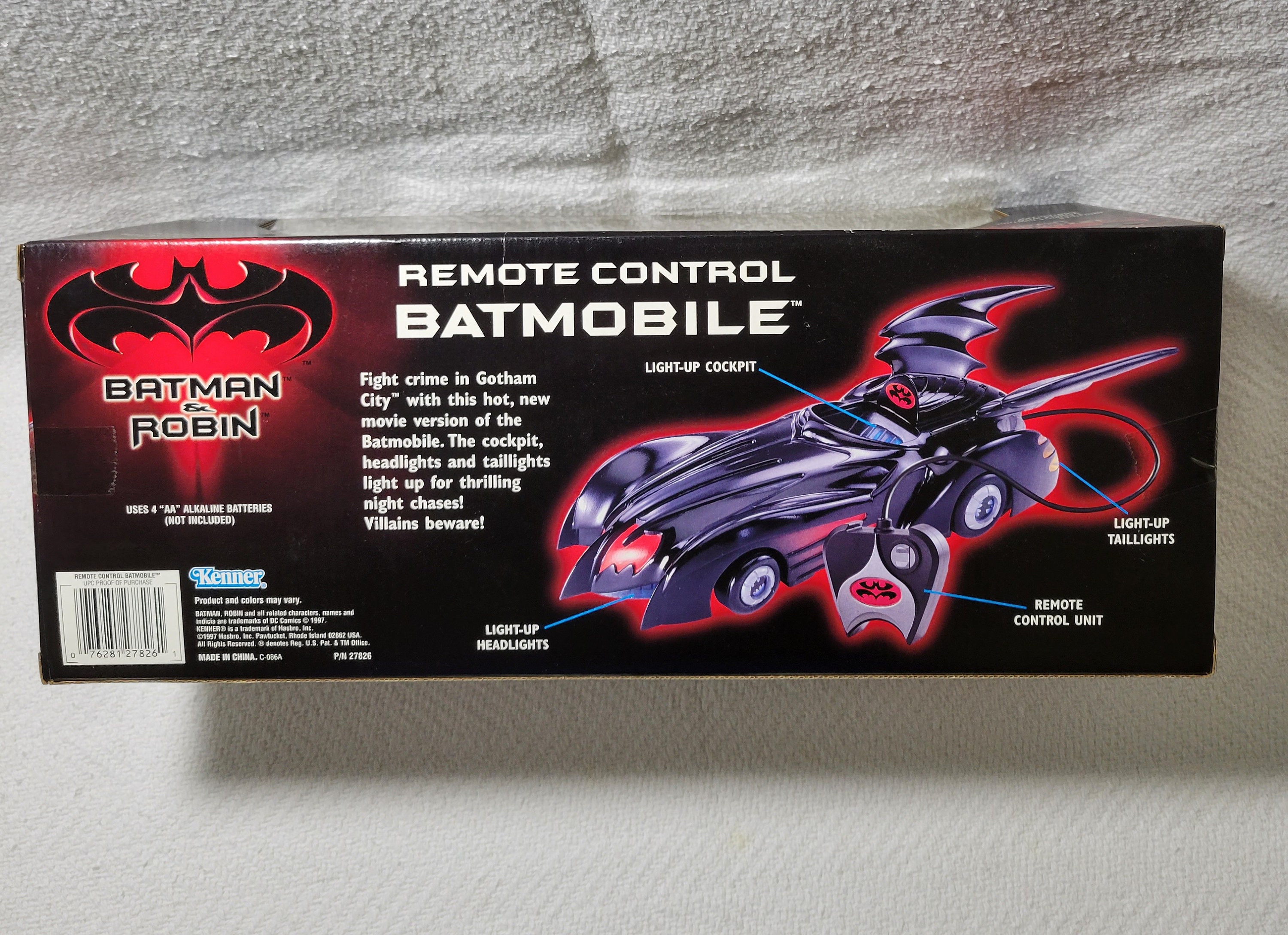 1997 15 BAT MOBILE Hasbro REMOTE CONTROL batman car RC VEHICLE